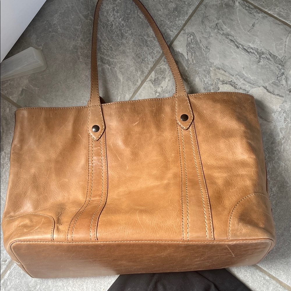 Authentic Frye Tan Leather Tote Bag Great Condition - Picture 15 of 16